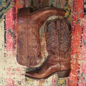 Lucchese 1883 Ladies Tan snip toe Western Boots